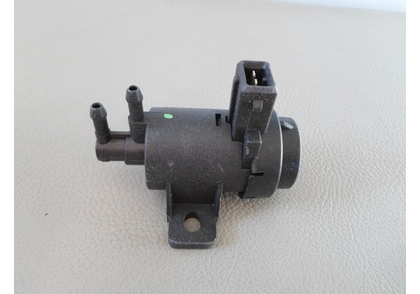 Клапан управління турбіни Renault Clio 2, Espace 3, Kangoo, Laguna, Laguna 2, Master 2, Megane, Scenic, Trafic, 7700113071